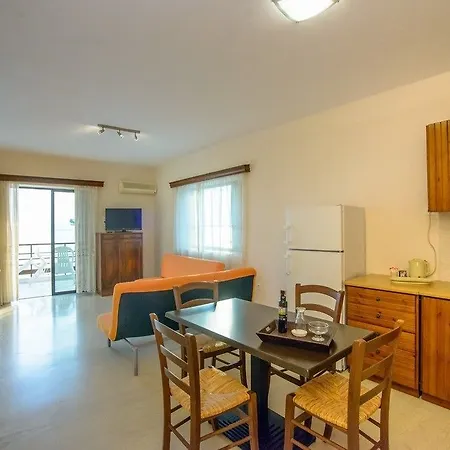 Apartment Moireas *